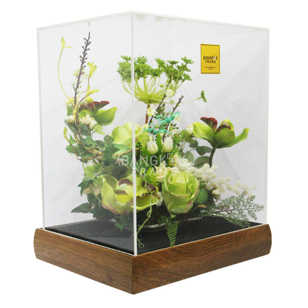 กรอบกล่องใสโชว์สินค้าฐานไม้